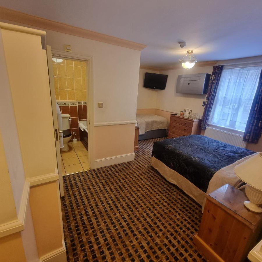 The Royal Oak Hotel Ramsgate Bagian luar foto