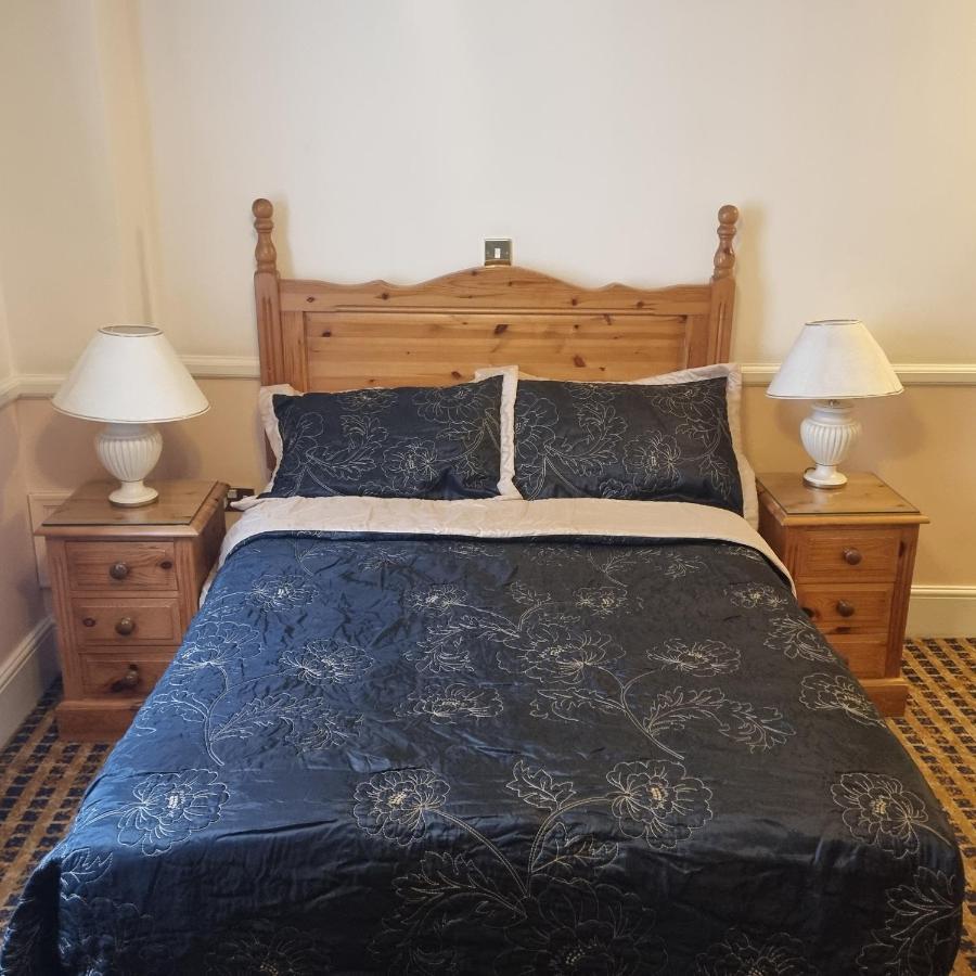 The Royal Oak Hotel Ramsgate Bagian luar foto