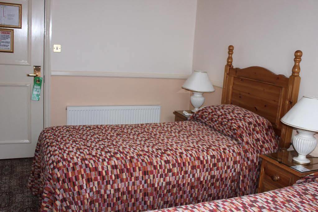 The Royal Oak Hotel Ramsgate Bagian luar foto