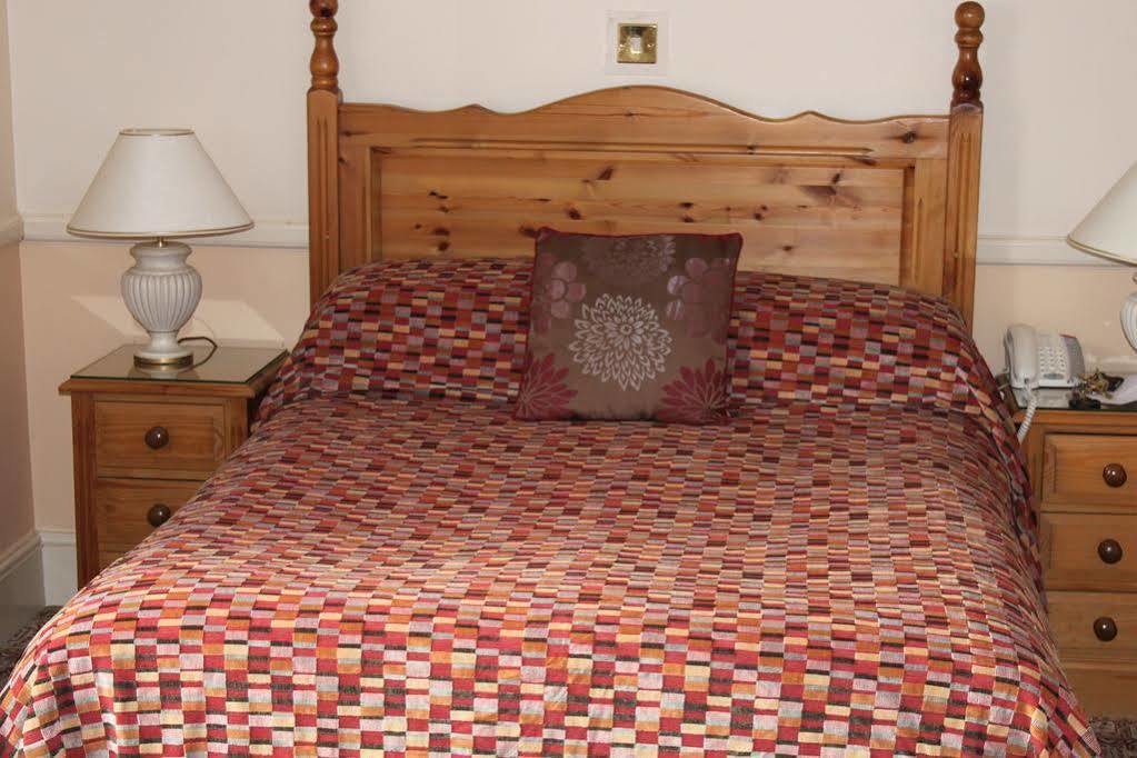 The Royal Oak Hotel Ramsgate Bagian luar foto